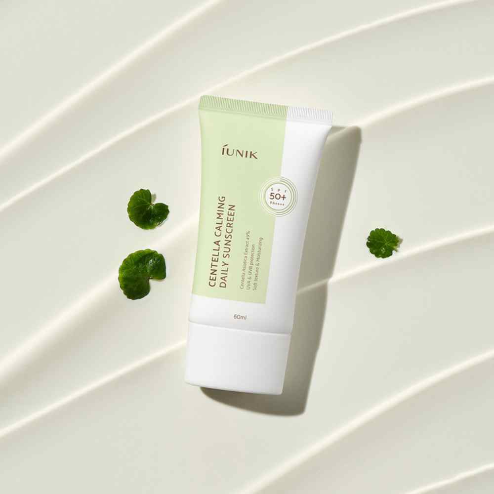 iUNIK Cremǎ calmantǎ cu Centella pentru protecție solarǎ 60ml